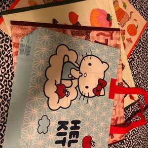 Set of 4 shopping bag w Hello Kitty Tote Bag with Red Handles
